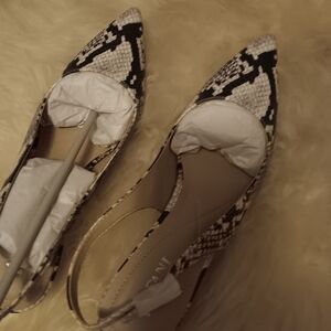 Giorgio Armani Black & White Snake-Print Pointed Flats